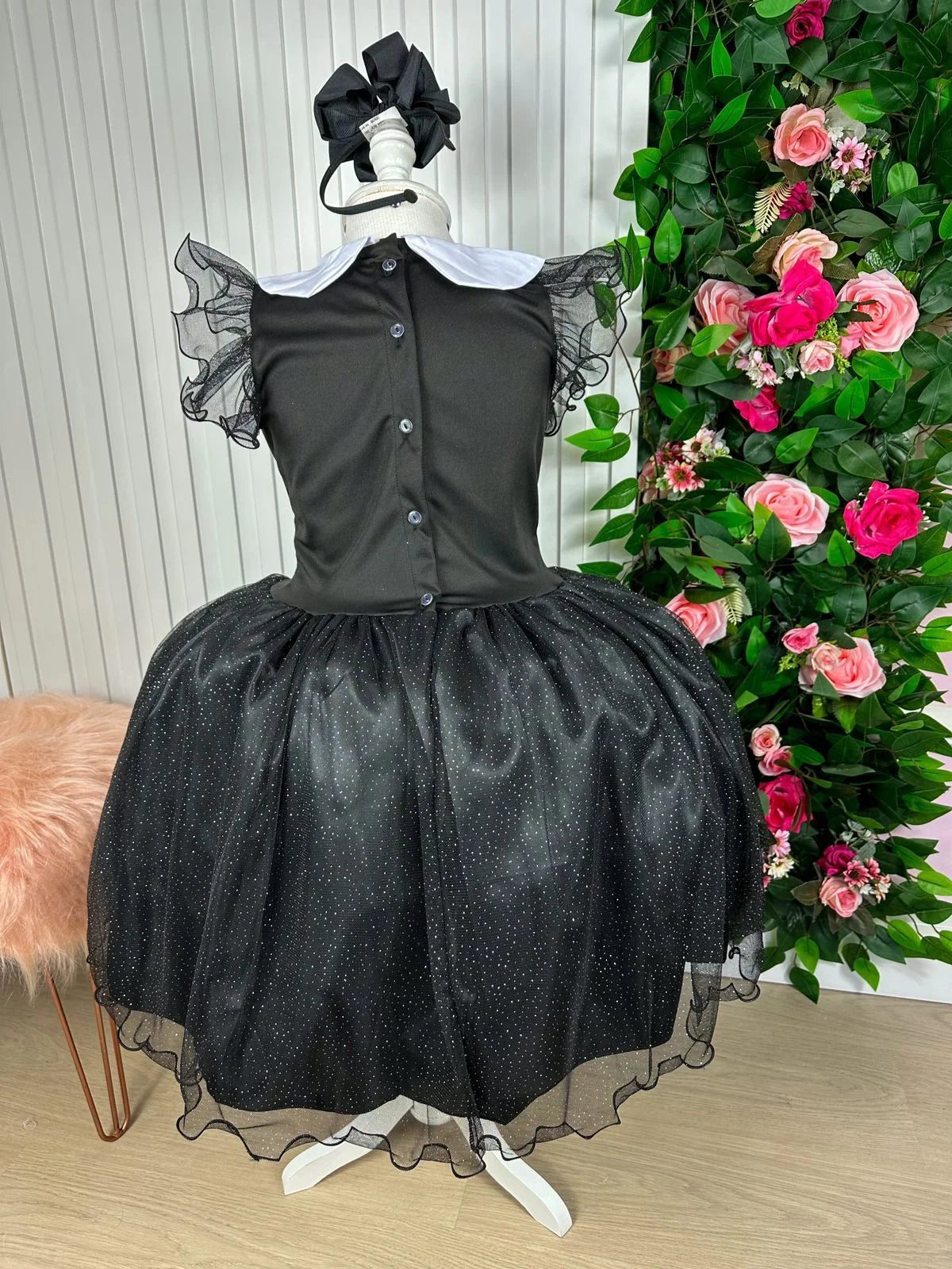 Vestido Marie Tematico Wandinha - Vandinha Merlina Adams - Glamim