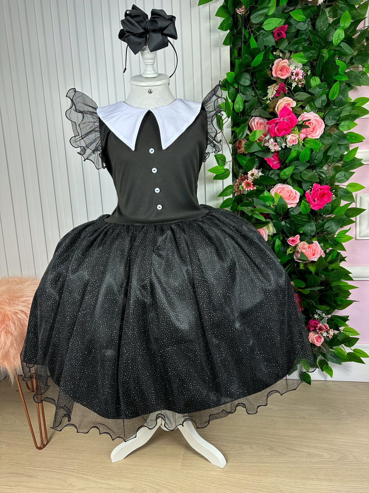 Vestido Marie Tematico Wandinha - Vandinha Merlina Adams - Glamim