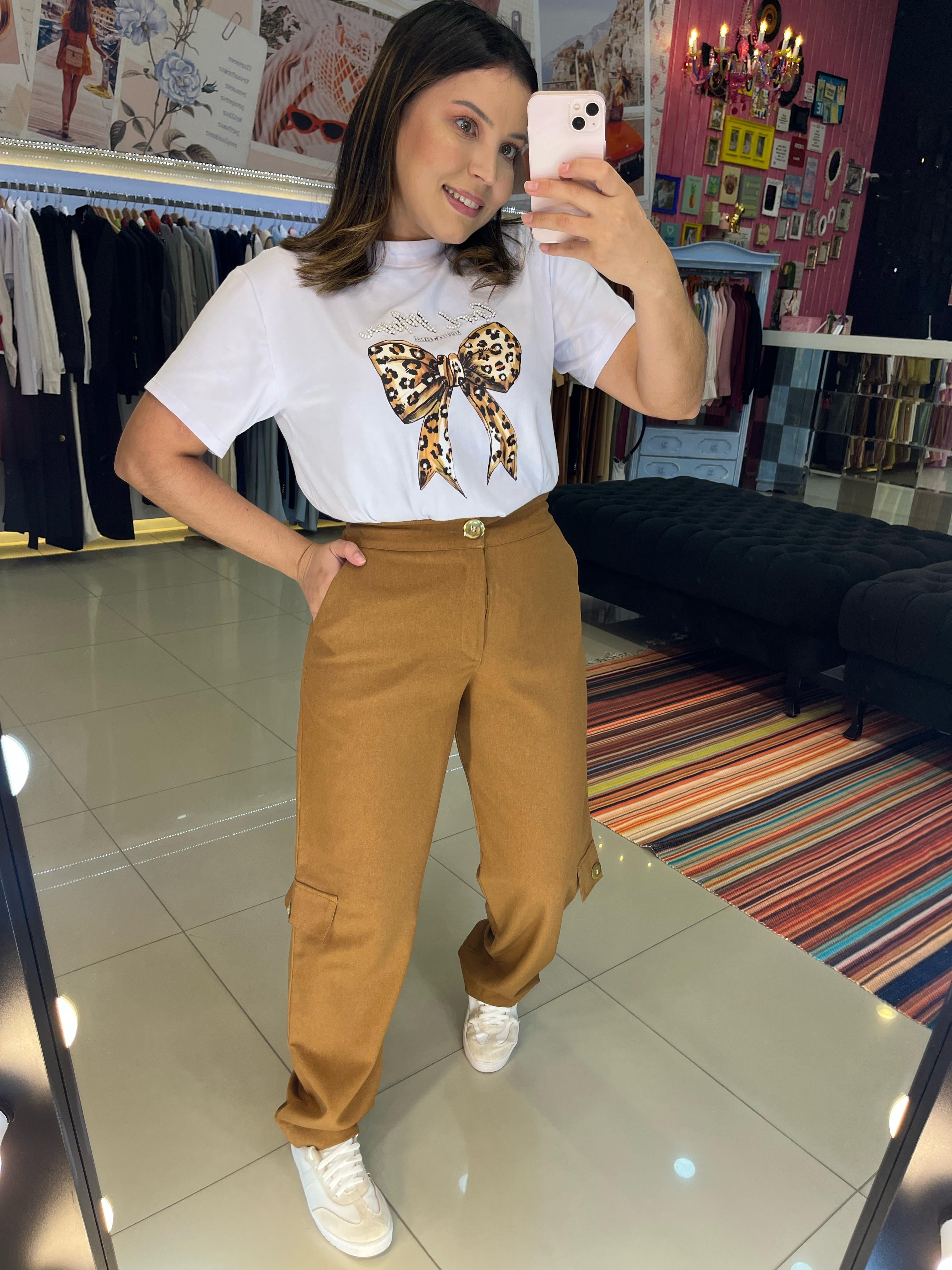 T-SHIRT LOVE-ME AMAR Camiseta Laço - Glamim
