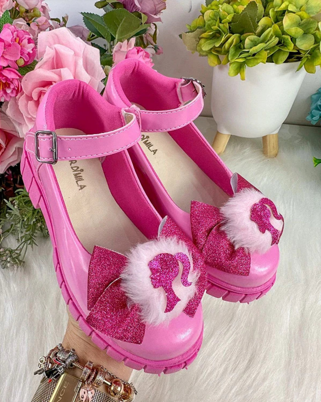 Sapatilha Mocassim Barbie Pom Pom