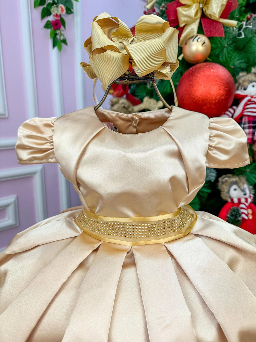 Vestido Miss Sweet Dourado Laço da Cintura com Brilho - DAMINHA