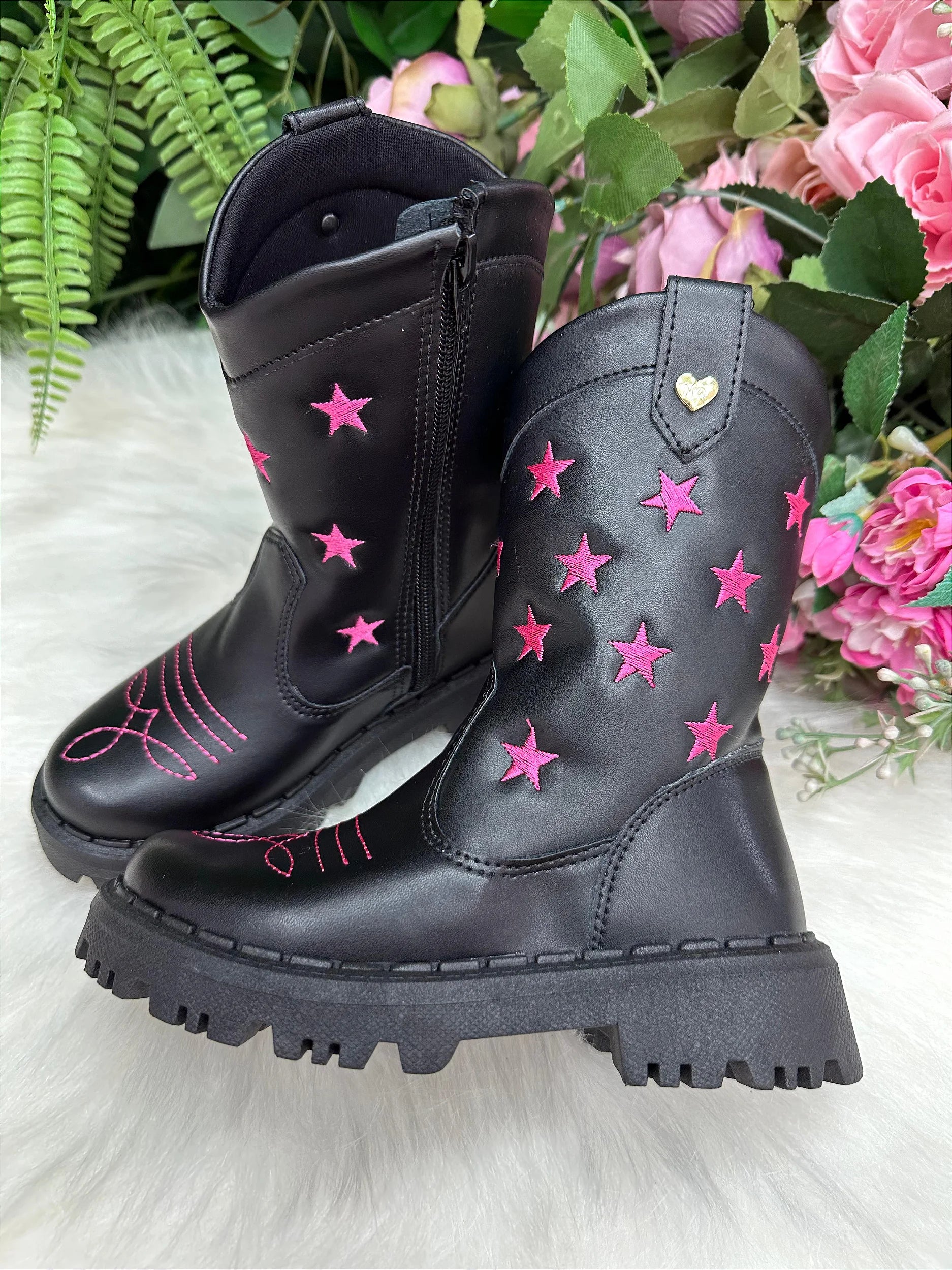 Bota Nilqi Manu Preta Estrela Pink Glamim
