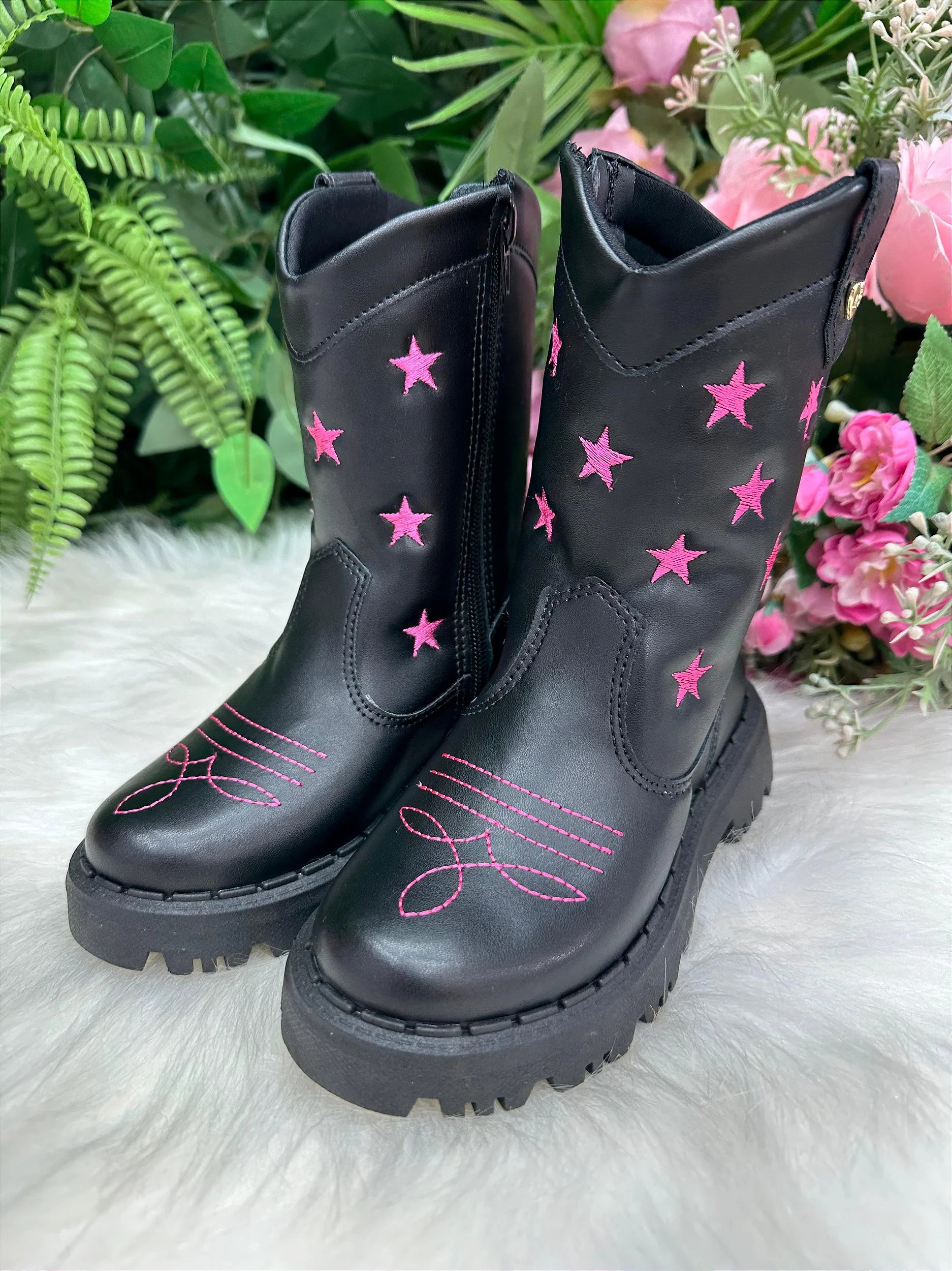 Bota Nilqi Manu Preta Estrela Pink Glamim