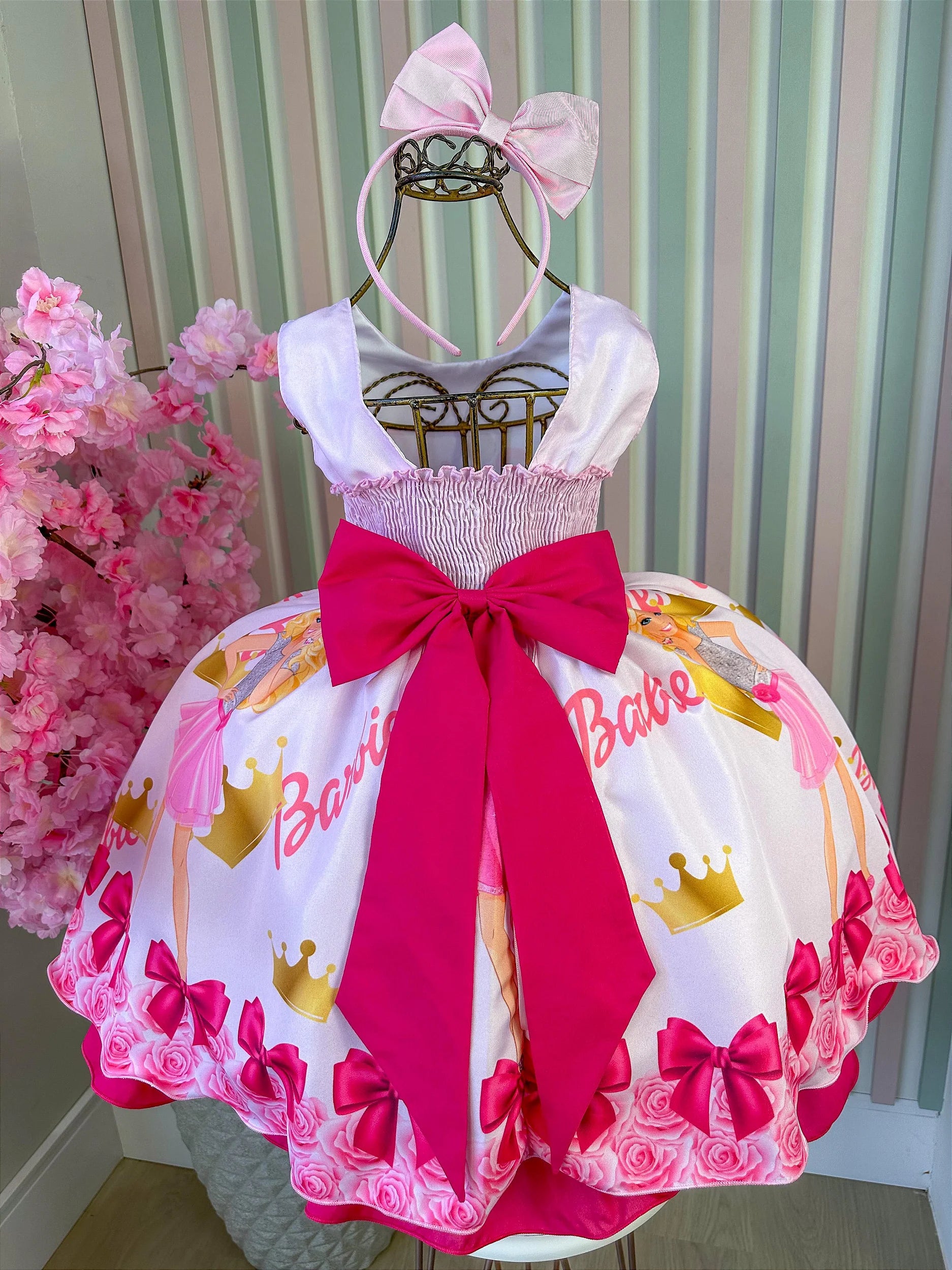 Vestido Tematicos da Miss Barbie Rosa - Barbie