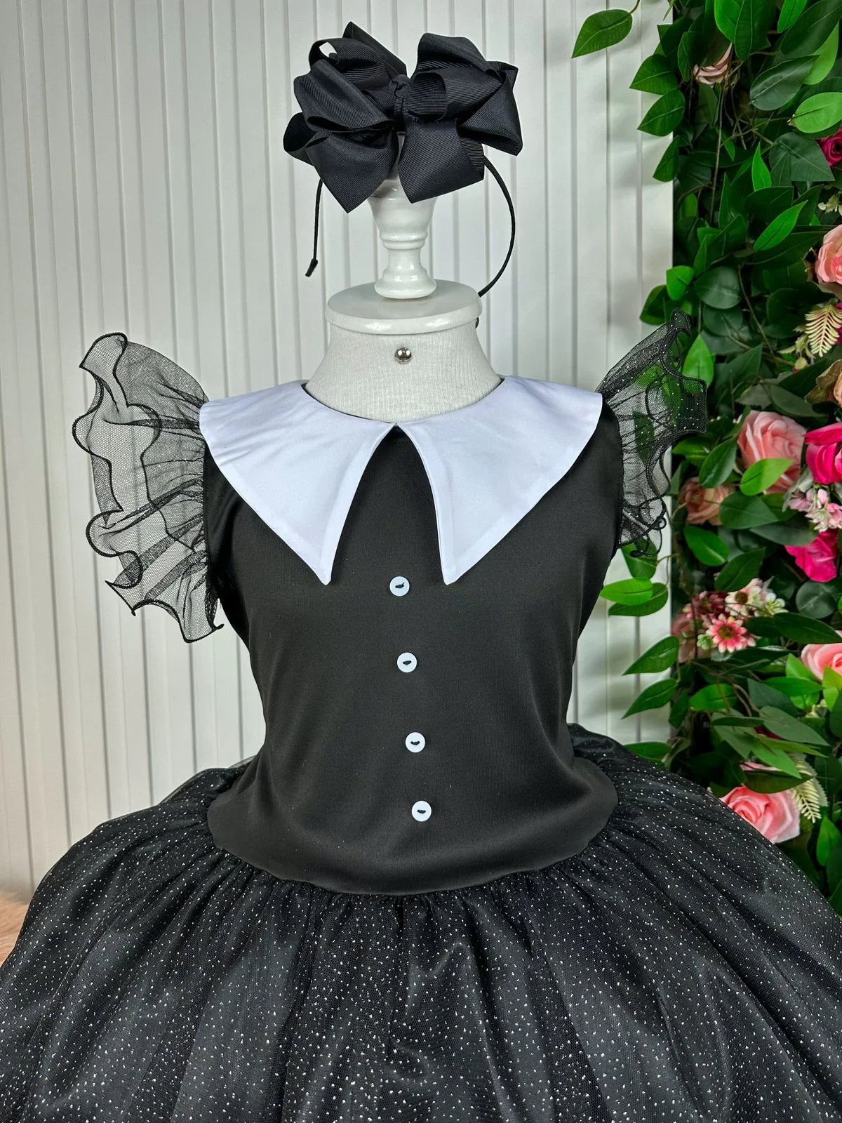 Vestido Marie Tematico Wandinha - Vandinha Merlina Adams - Glamim