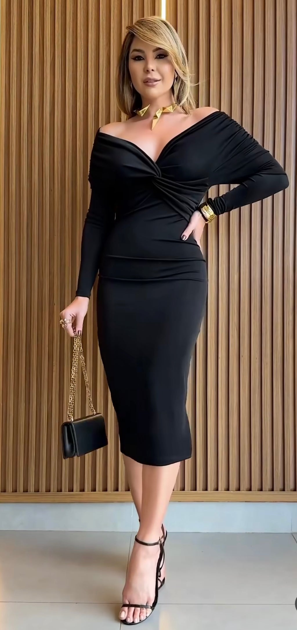 VESTIDO MIDI FEMININO TORÇAO ONÇA PRETA