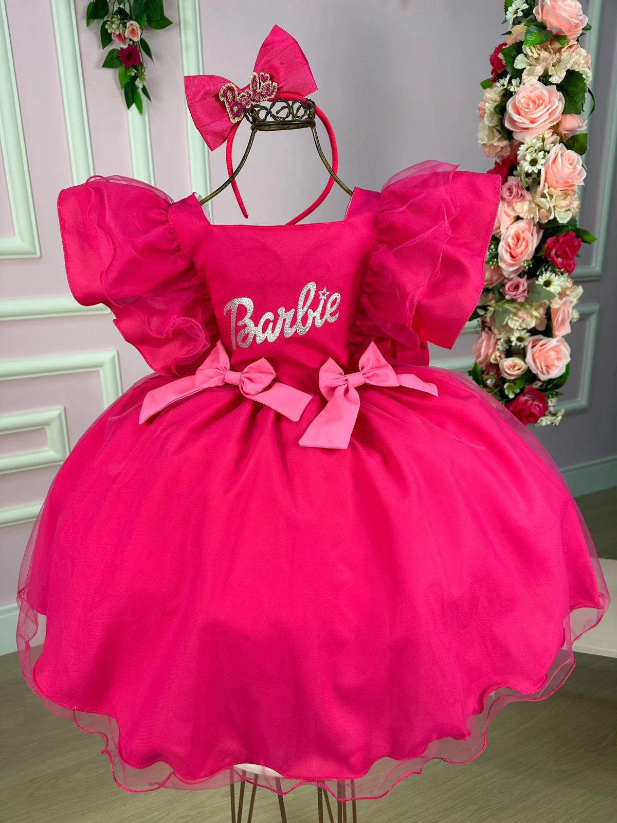 Vestido Princesa Belli Tematico Barbie Pink Babado Glamim