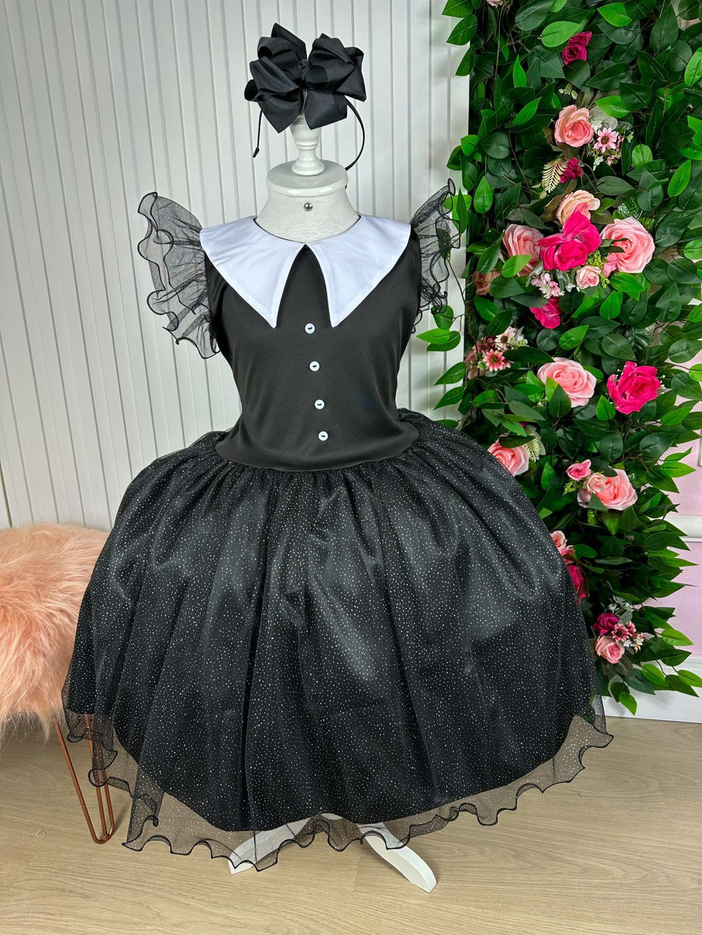 Vestido Marie Tematico Wandinha - Vandinha Merlina Adams - Glamim