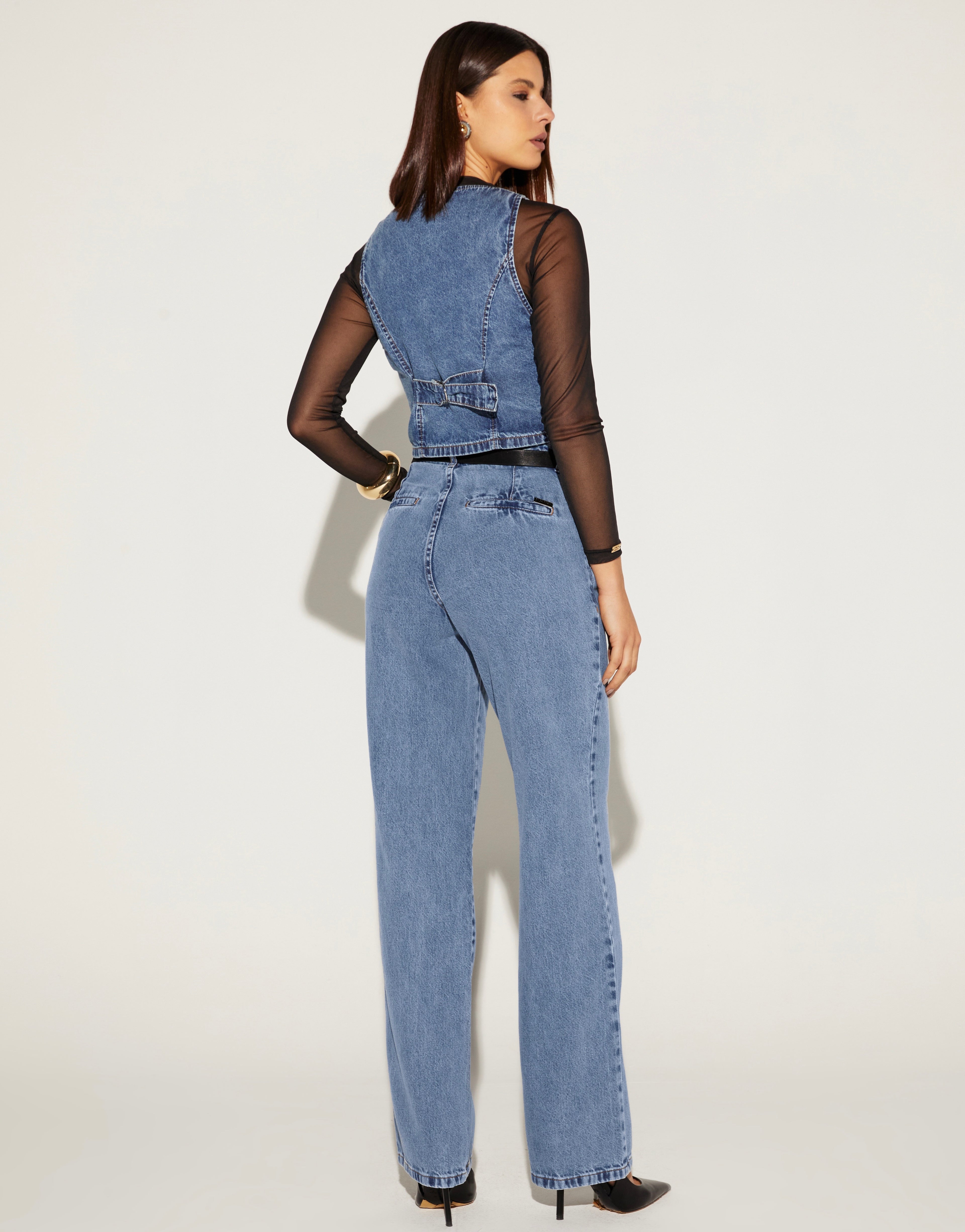 BLUSA FEMININA DE TULE GOLA ALTA ONÇA PRETA