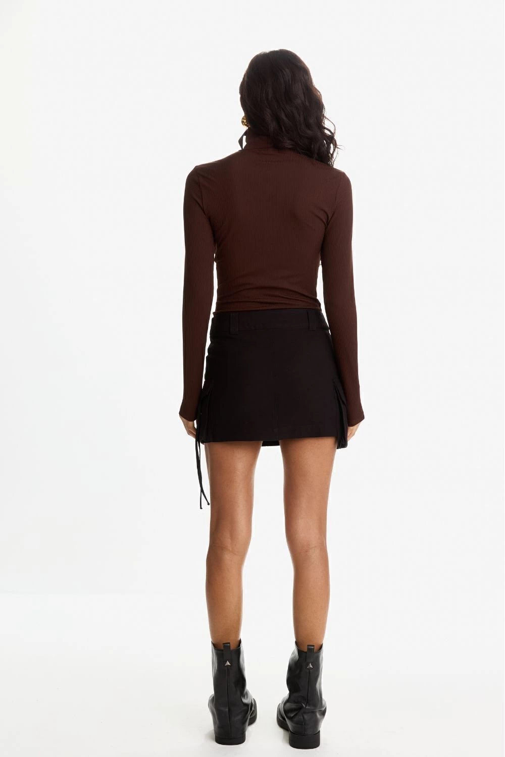 Blusa em gola alta  Carlota Costa